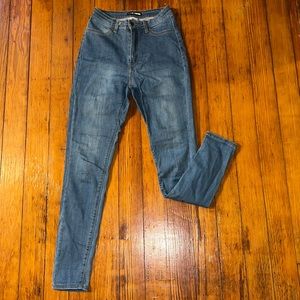 Women’s fashion nova jeans